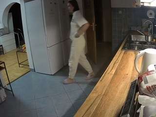 voyeurcam-julmodels-kitchen