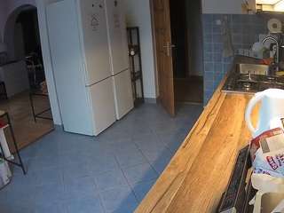 le modèle voyeurcam-julmodels-kitchen est en webcam porno dans un show sur le site camsoda, il possède les tags suivants: amateur,julmodels-house,thong,tease,strip,spank,roleplay,pussy,pov,ass,lingerie,flashing,fingers,fetish,feet,dirty talk,cock rating,brown eyes,bikini,athletic