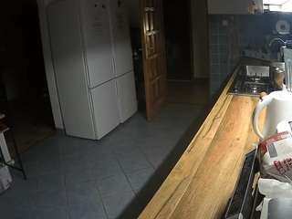 voyeurcam-julmodels-kitchen