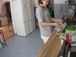 voyeurcam-julmodels-kitchen webcam