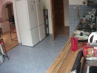 voyeurcam-julmodels-kitchen