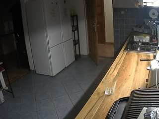 voyeurcam-julmodels-kitchen