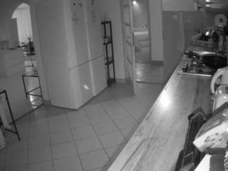 voyeurcam-julmodels-kitchen