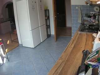 voyeurcam-julmodels-kitchen