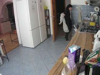 voyeurcam-julmodels-kitchen