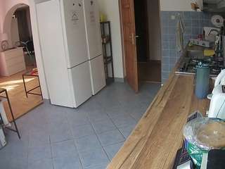 voyeurcam-julmodels-kitchen