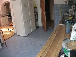 voyeurcam-julmodels-kitchen