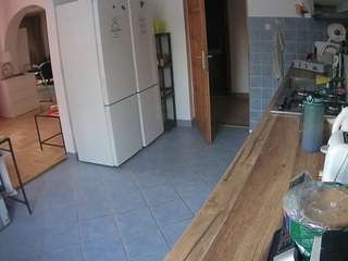 voyeurcam-julmodels-kitchen