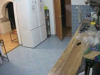 voyeurcam-julmodels-kitchen