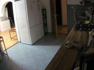 voyeurcam-julmodels-kitchen webcam