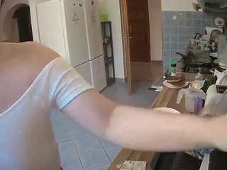 voyeurcam-julmodels-kitchen