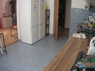 voyeurcam-julmodels-kitchen