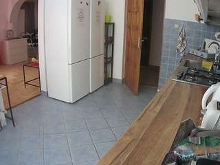 voyeurcam-julmodels-kitchen webcam
