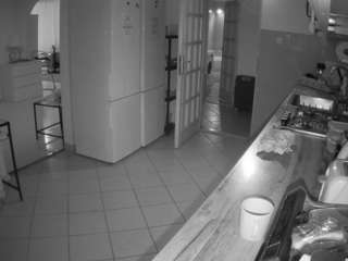 voyeurcam-julmodels-kitchen webcam