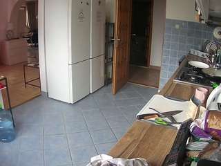 voyeurcam-julmodels-kitchen webcam model