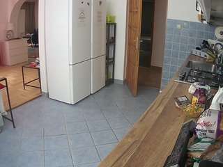 voyeurcam-julmodels-kitchen