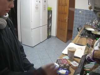 voyeurcam-julmodels-kitchen webcam