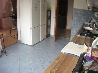 voyeurcam-julmodels-kitchen