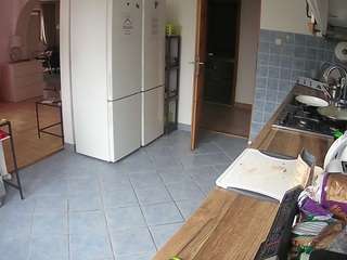 voyeurcam-julmodels-kitchen