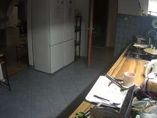 voyeurcam-julmodels-kitchen
