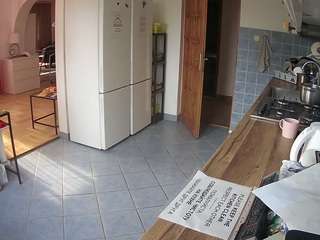 voyeurcam-julmodels-kitchen