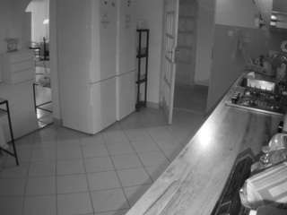 voyeurcam-julmodels-kitchen