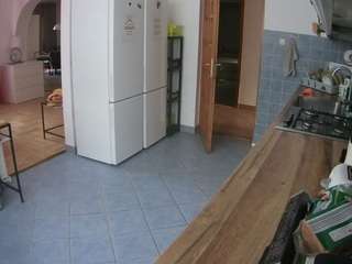 voyeurcam-julmodels-kitchen