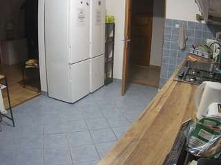 voyeurcam-julmodels-kitchen