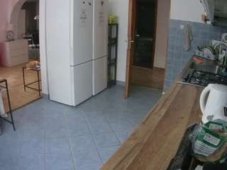 voyeurcam-julmodels-kitchen