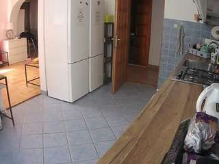 voyeurcam-julmodels-kitchen