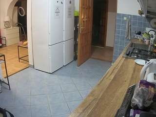 voyeurcam-julmodels-kitchen