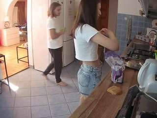 voyeurcam-julmodels-kitchen