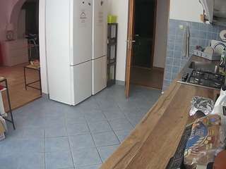 voyeurcam-julmodels-kitchen