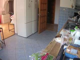 voyeurcam-julmodels-kitchen webcam