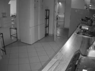 voyeurcam-julmodels-kitchen webcam