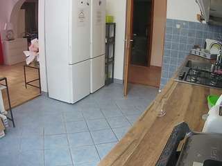 voyeurcam-julmodels-kitchen