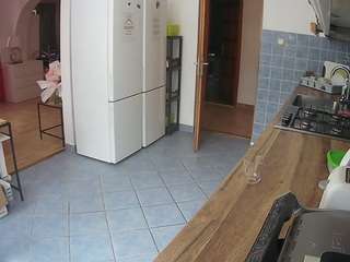 voyeurcam-julmodels-kitchen