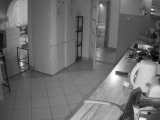 voyeurcam-julmodels-kitchen
