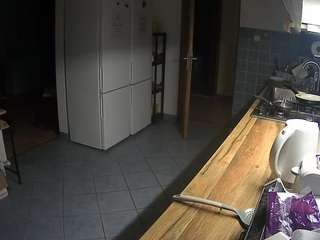 le modèle voyeurcam-julmodels-kitchen est en webcam porno dans un show sur le site camsoda, il possède les tags suivants: amateur,julmodels-house,thong,tease,strip,spank,roleplay,pussy,pov,ass,lingerie,flashing,fingers,fetish,feet,dirty talk,cock rating,brown eyes,bikini,athletic