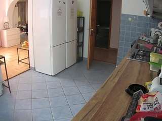 voyeurcam-julmodels-kitchen