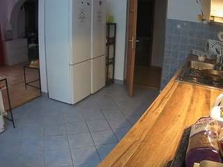 voyeurcam-julmodels-kitchen