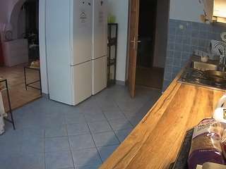 voyeurcam-julmodels-kitchen