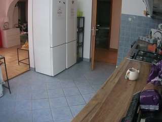 voyeurcam-julmodels-kitchen