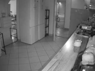 voyeurcam-julmodels-kitchen