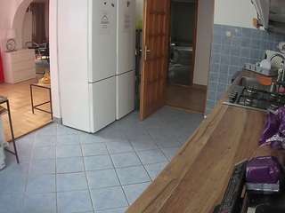 voyeurcam-julmodels-kitchen