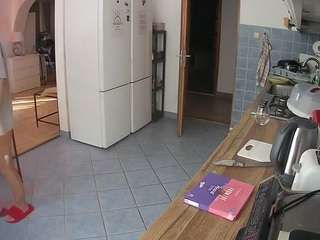 voyeurcam-julmodels-kitchen