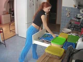 voyeurcam-julmodels-kitchen