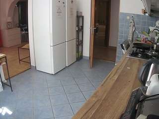 voyeurcam-julmodels-kitchen