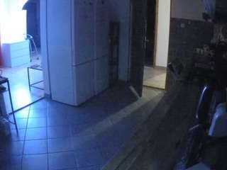 voyeurcam-julmodels-kitchen