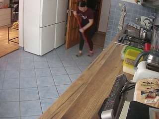 voyeurcam-julmodels-kitchen